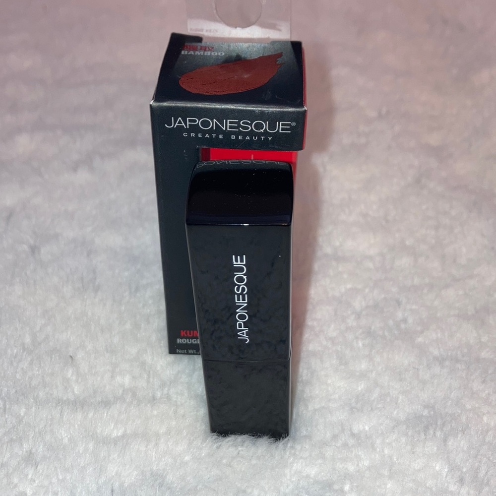 Japonesque lipstick